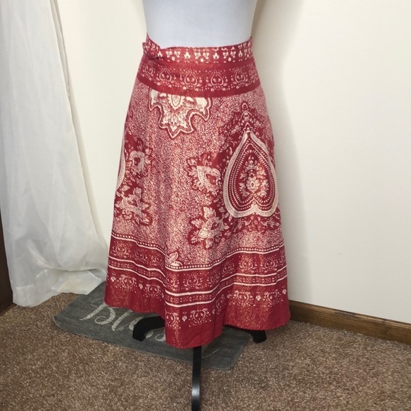 BCBG Maxazria red and gold bohemian style wrap skirt size XS - Picture 1 of 12